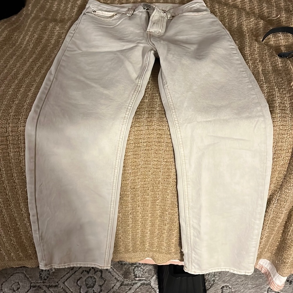 Urban outfitters BDG tan jeans. Cowboy jeans. Size 26